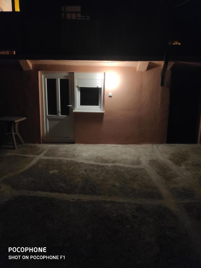 Apartman Pavle 2 Virpazar Kültér fotó